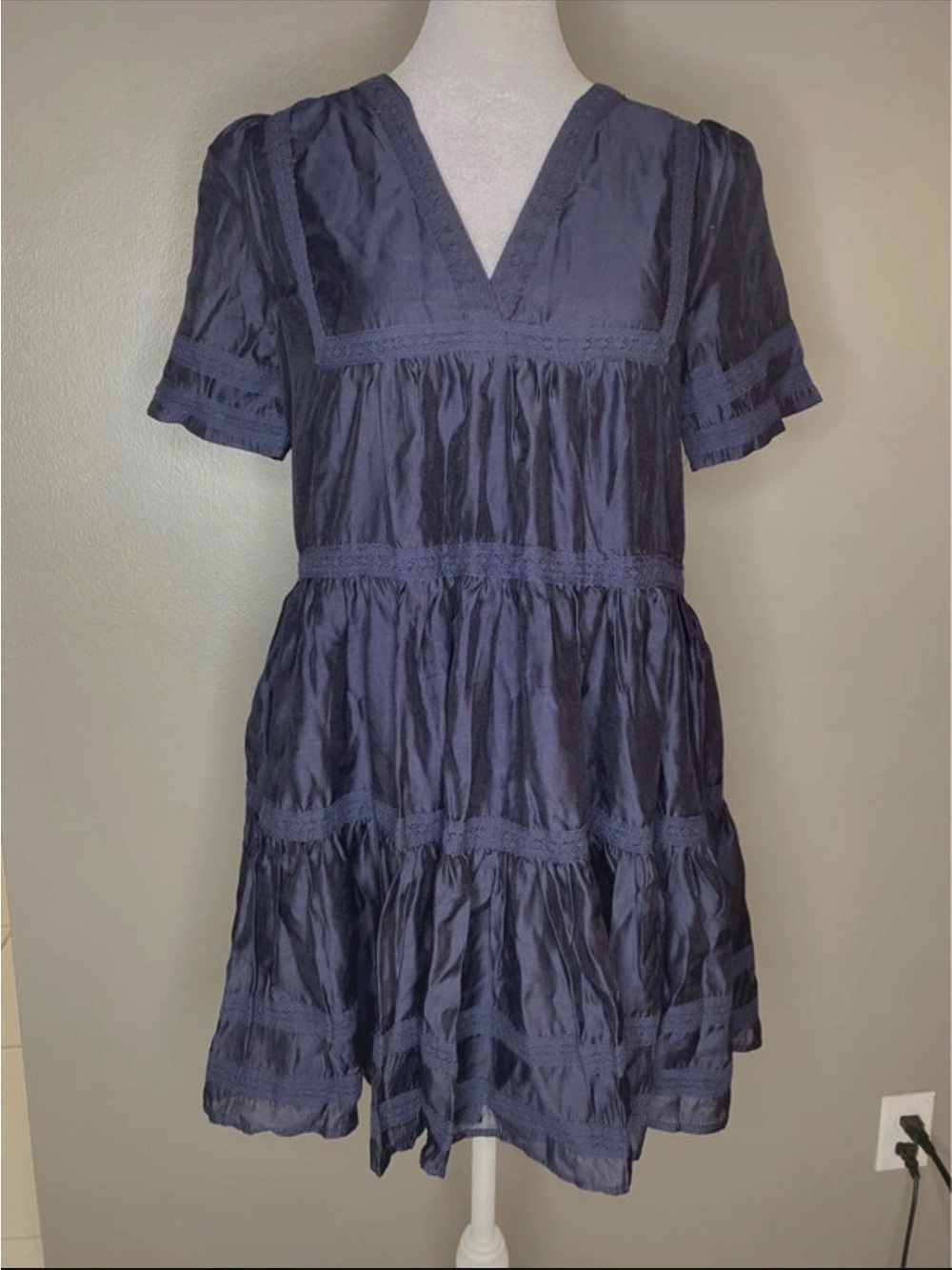 NWT! AQUA Lace Voile Short Sleeve Tiered Navy Dress Bloomingdale's Exclusive XS